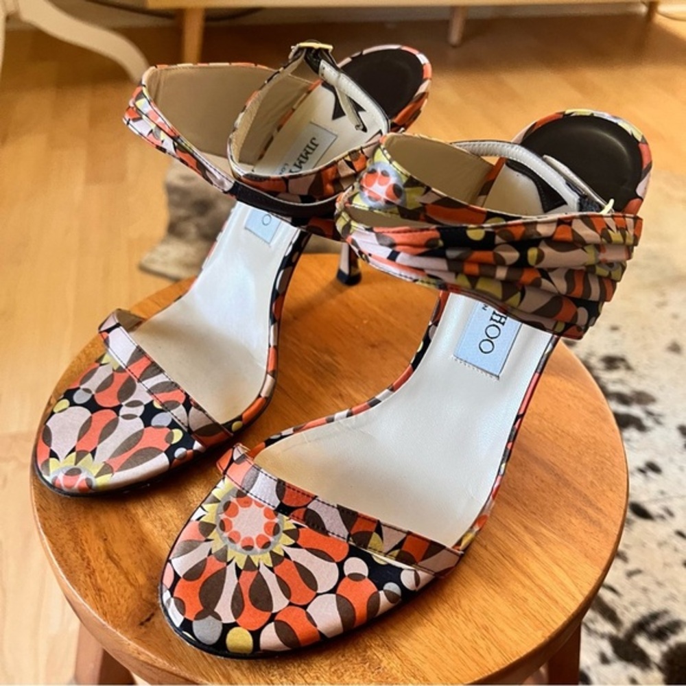 JIMMY CHOO Geometric Groovy‎ Print Satin Heels Ankle Wrap Size 39.5